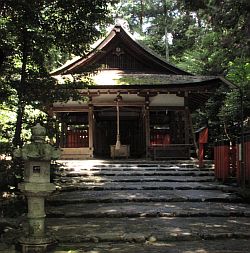 太田神社 拝殿を望む